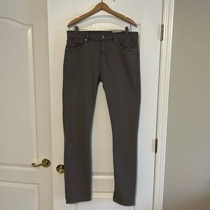 Gray Banana Republic slim “flyweight” jeans (33 X 34)